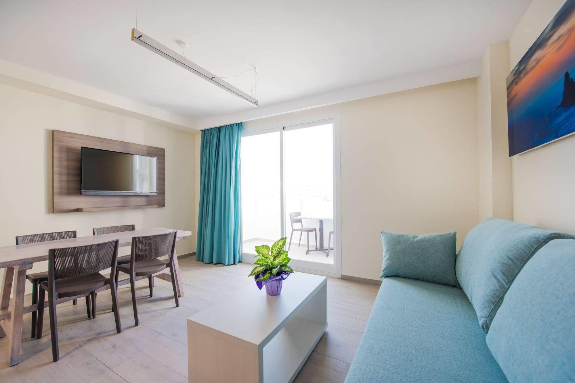 Apartamentos Los Angeles San Antonio  Bagian luar foto